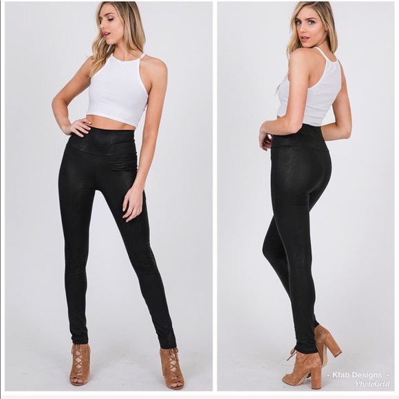 ❤️LAST 2!  Hi Waist Faux Leather Textured Leggings - Picture 5 of 8
